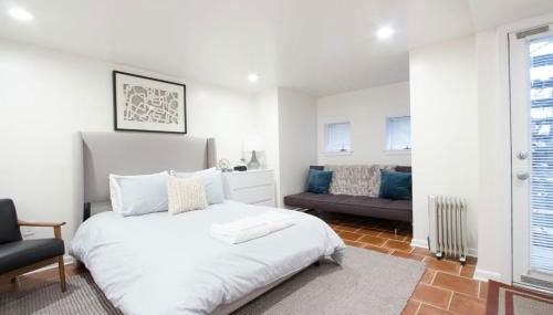 WELL-EQUIPPED STUDIO APT - WALK TO METRO SUBWAY - Foto 3