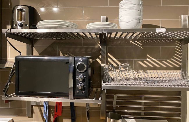 Brand New Dt 1 Br Close To All Edmonton, Canada - Photo 7