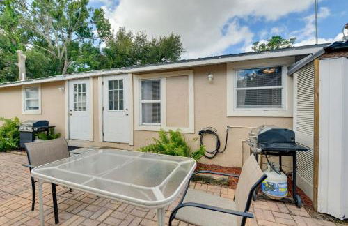 1 Mi to Nokomis Beach Quiet Getaway with Fire Pit - Foto 23