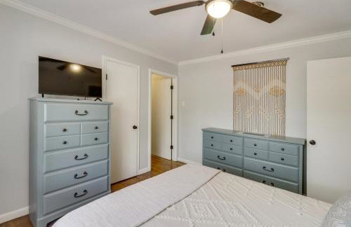 3 Mi to Saracen Landing! Family Getaway with Deck - Foto 12