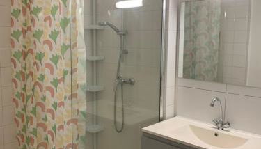 Appartement au coeur du village au rez de chaussée - Photo 2