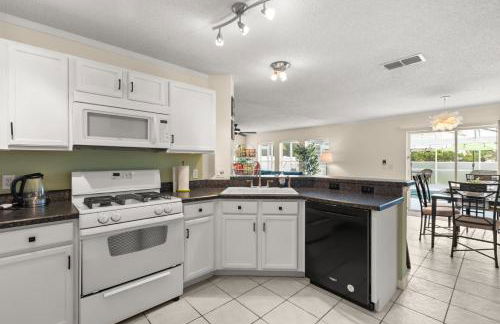 Davenport Oasis - 4BR Villa with Pool Near Disney - Foto 9