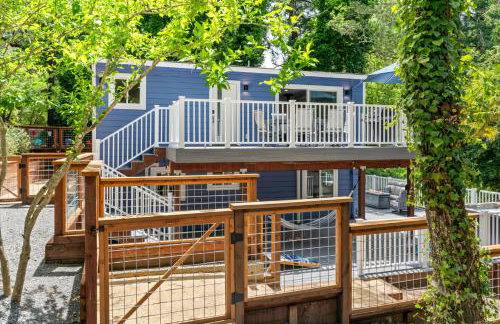 Cosmo Retreat - Hot Tub Dogs OK Bocce Ball Court - Foto 3