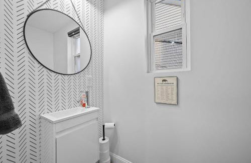 NFL Game-Day Base South Side near Acrisure - Foto 39