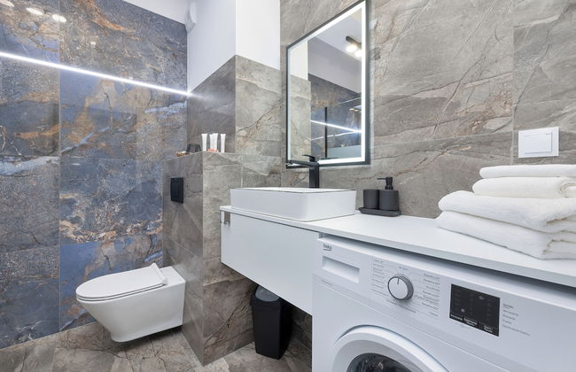 Porta Mare Studio With A/C by Renters - Photo 37