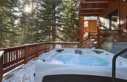 Luna Cabin - 5BR Hot Tub A/C Game Room EV Charger - Foto 30