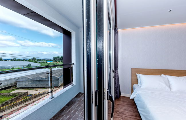 JnB Family Hotel - Photo 58