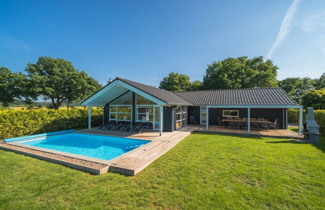 Ferienhaus mit Pool und Sauna am Duemmer See - Foto 1