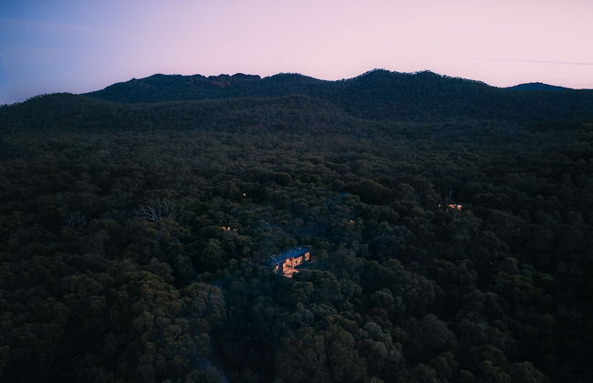 DULC Cabins - Photo 21