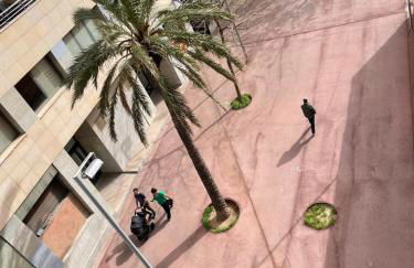 Apartment with sea views next to the beach of Mar Bella - Photo 19