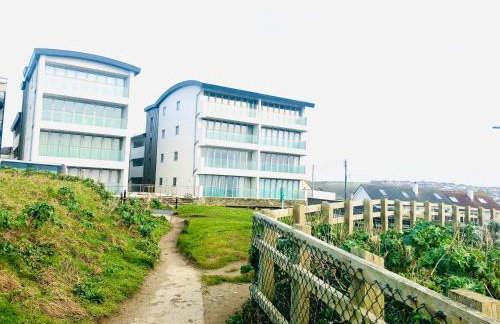 Seaview, Luxury apartment, 2 min walk to Porth Beach - Foto 23