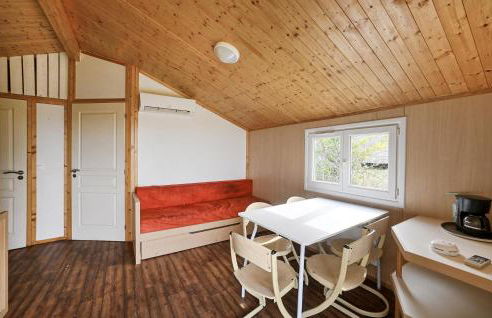 2 Bedroom Stunning Home In Barjac - Photo 5