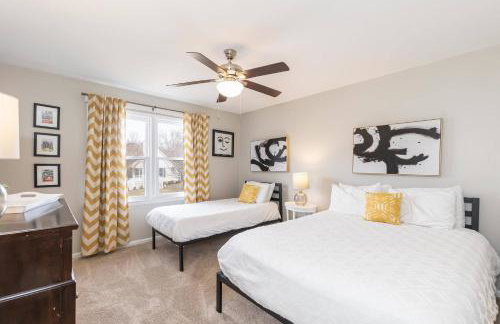 Private, Updated Townhouse in DT Apex - Foto 23