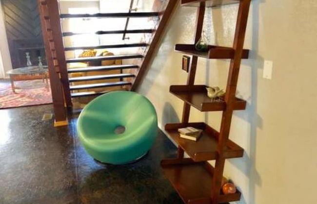 Private Bedroom Suite - Communal House near Integris Private - Photo 27