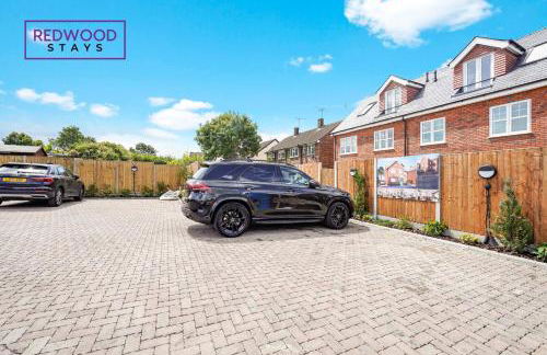 Spacious 4 Bedroom 2 Bath Serviced Home For Contractors & Families with X2 Free Parking Spaces, Fast WiFi - Hosted By Redwood Stays - Foto 52