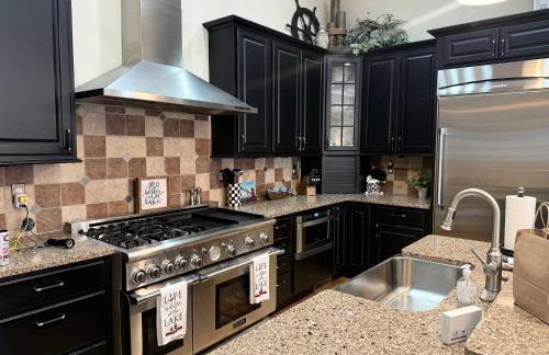 Luxury Downtown South Haven Condo With Rooftop Deck - Foto 9