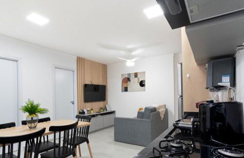 Central novo 2 quartos com Ar- Q e F home office - Foto 28