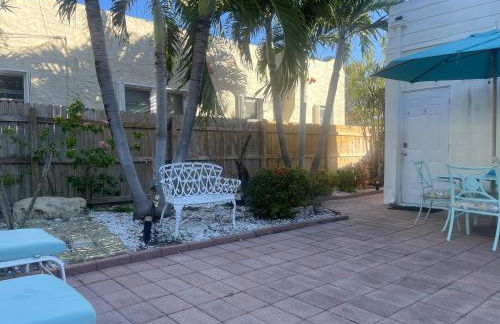 Convenient and Private Downtown 1BR Near Beach - Foto 17