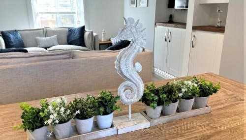 The Little Seahorse - Newly Renovated Cottage 5mins Walk The Beach with Hot Tub - Foto 3