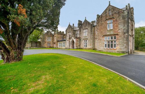 4 Bed in Bolton 85757 - Foto 1