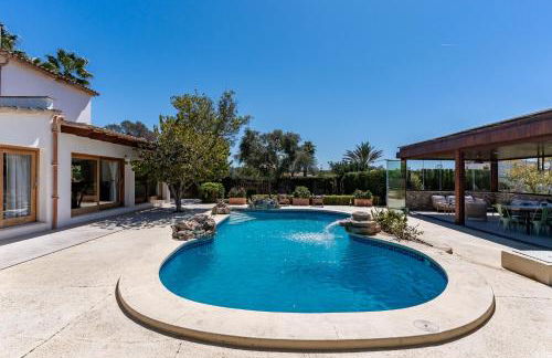 Villa con Piscina, BBQ y habitaciones ensuite by Can Panxo - Foto 16