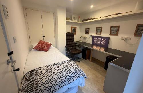 The Lookout - Unique Architectural Modern Home - Foto 37