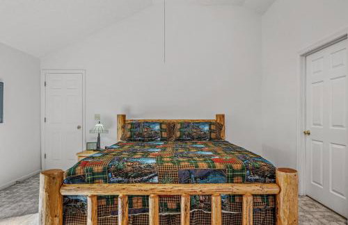 Almost Heaven - Grill, 2 King Beds, Wifi, Deck, Pool Access, Hiking, Wood Stove, Family Friendly - Foto 27