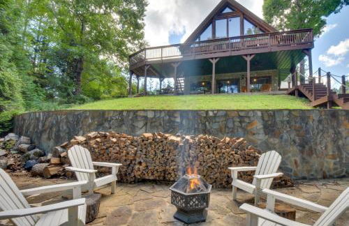 Lakefront Six Mile Vacation Rental with Dock - Foto 32