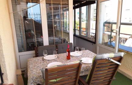 Ático centrico, 50m de la playa, vista al mar y al Peñon, gran terraza, parking, wifi fibra - Photo 10