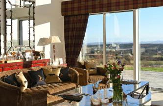 Kipney Farmhouse with hot tub - Photo 26