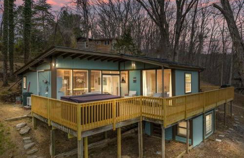 Lazy Lake 3BR Cabin w/ Mtn Views + Hot Tub +Wi-Fi - Foto 63