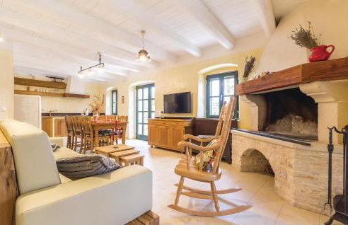 Gorgeous Home In Sisan With Wifi - Foto 7