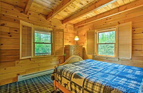 Fire Pit and Hot Tub Poconos Family Cabin! - Foto 17