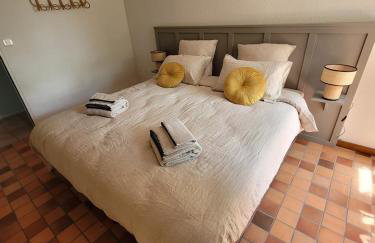 Maisons de Familles Vacation rental with pool spa and Mont-Saint-Michel - Photo 13