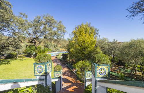 Cubo's Quinta de los Cisnes & minigolf included - Foto 5