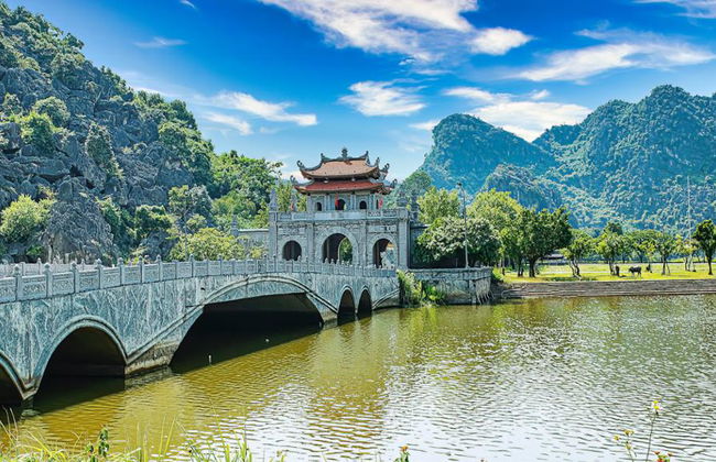 Hoa Lu e Tam Coc - Gita di un giorno per piccoli gruppi - Foto 1