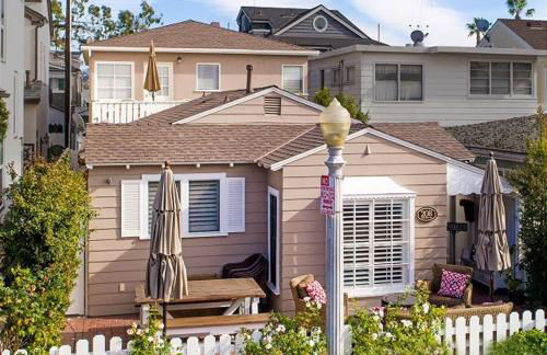 Balboa Paradise - Renovated Coastal Haven - Photo 6