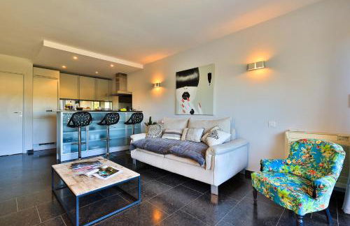 Centre St Tropez - 2 Pièces -Clim Piscine Parking - Photo 5