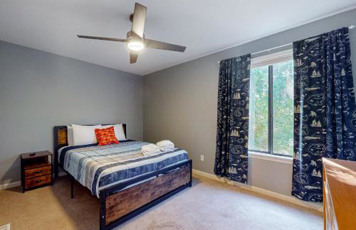 Maple Leaves - 30 Day Rental - Photo 17