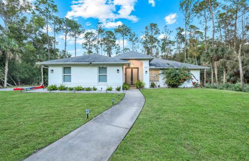 Lux Fam Private Resort Pool Spa, 2 Private Pickleball Courts, Basketball, Ping Pong Table, Mini Golf, Close To Beach & Dining Home Sleeps 8 - Photo 42