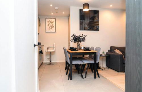 Stylish 2Bed Apartment Balcony & City View Manchester City Centre - Foto 11