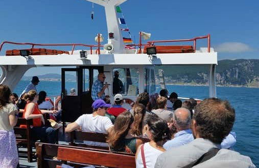 Paseo en barco desde Santoña hasta el Faro del Caballo - Foto 3