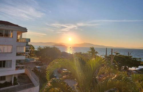 Apartamento pe na areia e com vista linda - Foto 18