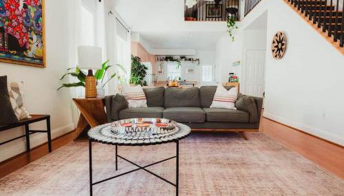 Huge Beach Bungalow- Yard, Beach Pass, King Beds - Foto 2