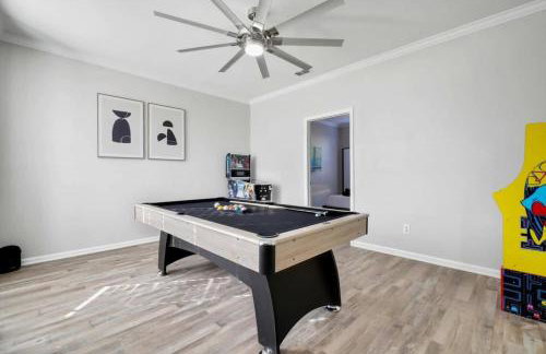 Lewisville Estate - Spacious 5BR w Game Room - Foto 17