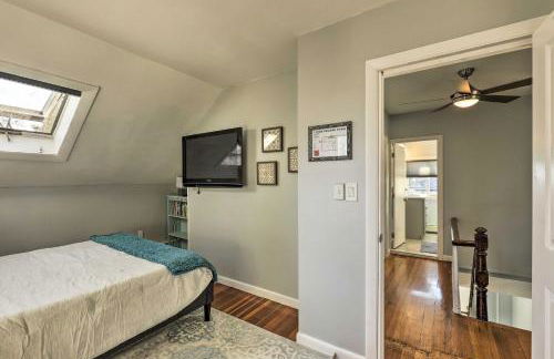 Pet-Friendly Revere Getaway, Steps from the T! - Foto 18