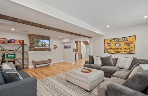 3BR Stylish Retreat, Minutes from Downtown Pittsburgh, Free 3-Car Parking - Foto 34