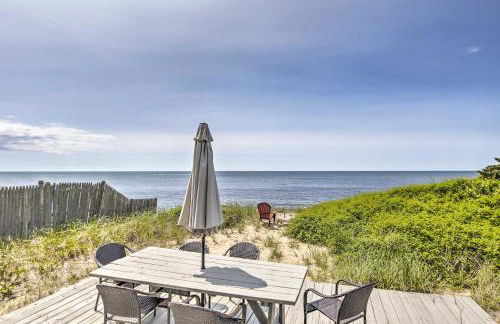 Oceanfront Gem with Sunroom and Fireplace in Cape Cod - Foto 29