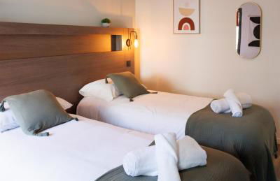 Appart'hôtel Le Corot - Accès Autonome - Saint-Junien Centre - Foto 97