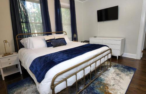 Spacious Centrally Located 3 Bed 2 Bath - Sleeps 8 - Foto 32